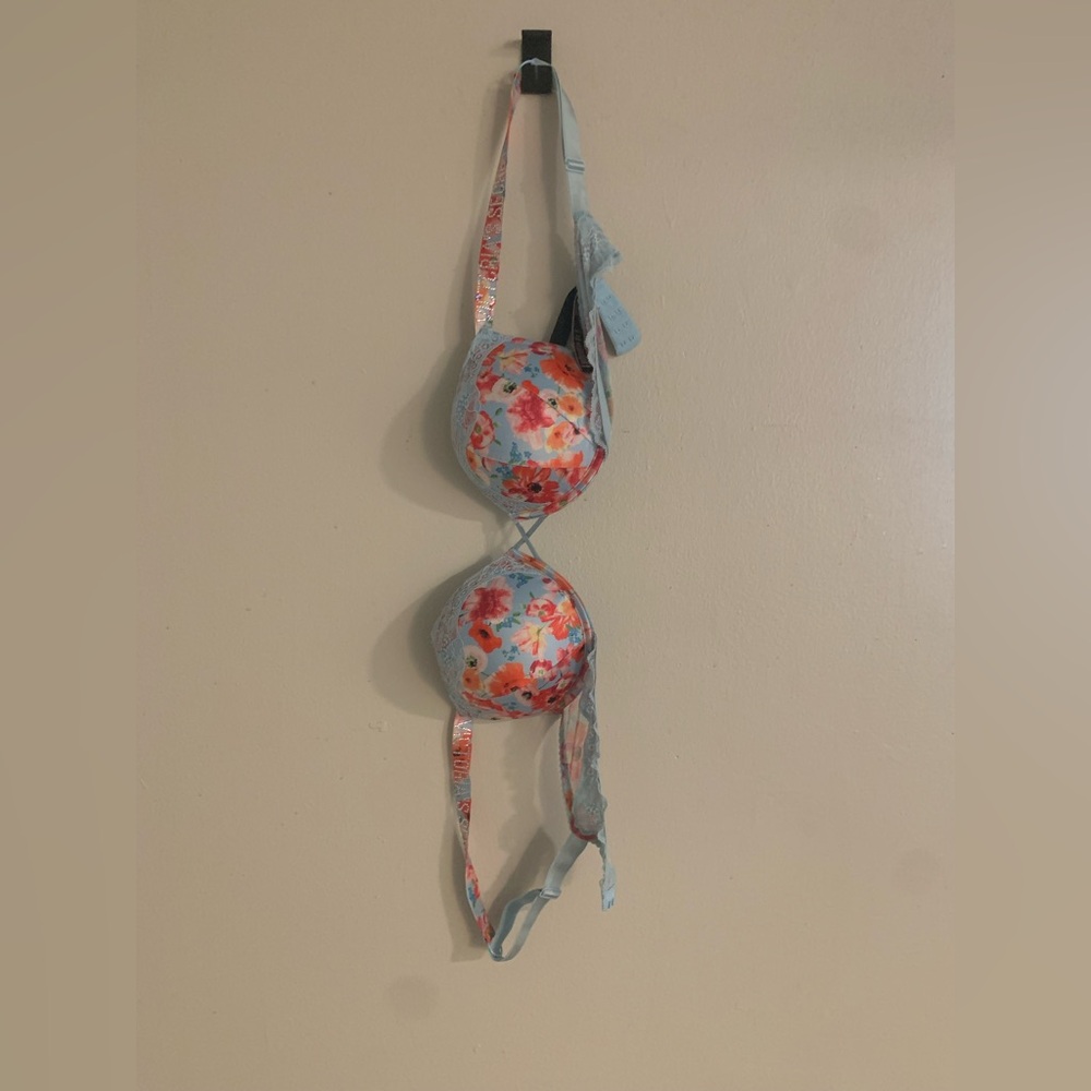 Victoria's Secret Light Blue Floral Lace Padded Bra